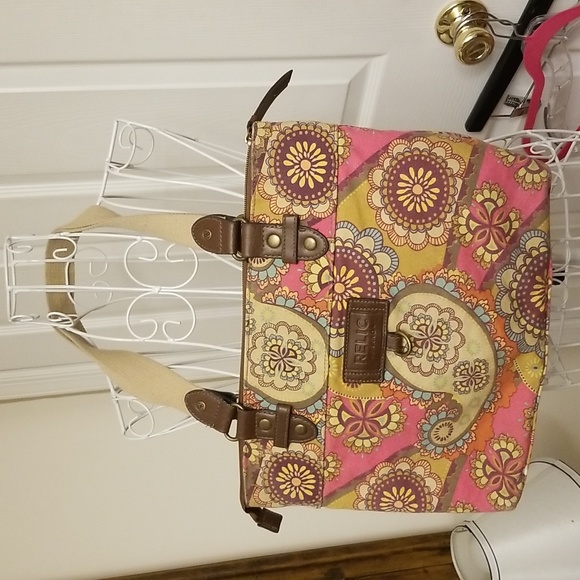 Relic bag with floral design - Picture 3 of 12